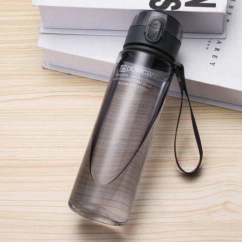 HOT Water Bottle 560ml Plastic Direct Drinking Bottle School Water Bottles Shaker Bottle Gourde En Plastique Sport