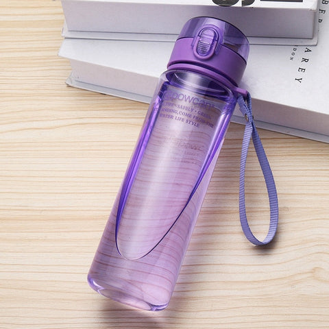 HOT Water Bottle 560ml Plastic Direct Drinking Bottle School Water Bottles Shaker Bottle Gourde En Plastique Sport