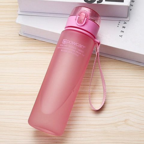 HOT Water Bottle 560ml Plastic Direct Drinking Bottle School Water Bottles Shaker Bottle Gourde En Plastique Sport